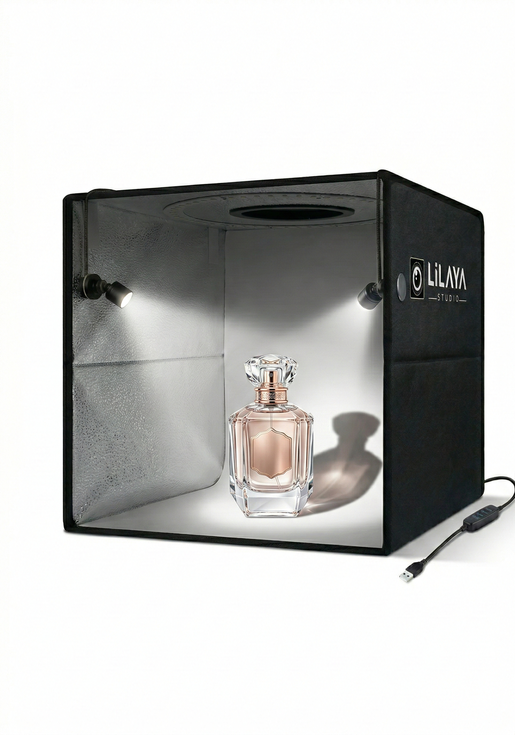 Flacon de parfum photographié avec la photobox